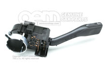 Spínač smerových svetiel, diaľkových a stretávacích svetiel, blikačov svetlometov a obrysového svetla saténovo čiernej farby (1)