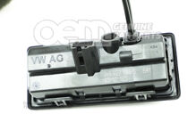 Tlačidlo na elektrické ovládanie zámku kapoty (2)