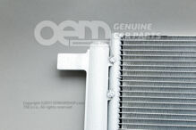 Kondenzátor klimatizácie s nádržkou na kvapalinu (2)