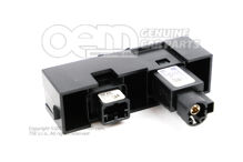 Prípojka pre USB a AUX-IN 575035222A (2)