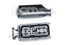 Puzdro s plochými kontaktmi s blokovaním kontaktu (1)