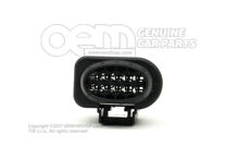 Ploché puzdro kontaktu s blokovacím mechanizmom kontaktu (2)