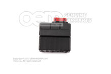 Puzdro s plochými kontaktmi s blokovaním kontaktu 1K8972928 (1)