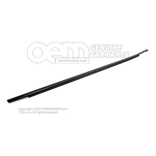 Utesnenie okennej šachty s ozdobnou lištou čierna-lesklá 8W8853284CT94