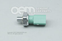 Spínač tlaku oleja