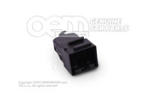 Puzdro s plochými kontaktmi s blokovaním kontaktu