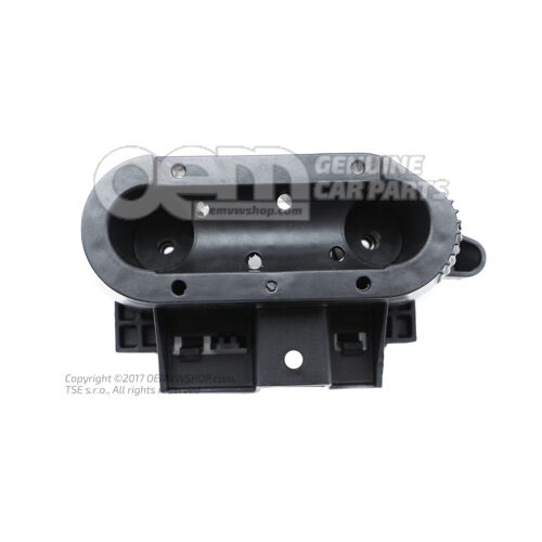 Uchytenie zdviháka vozidla 4M4802830B