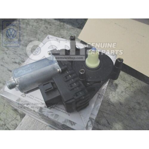 Motor otvárača okna