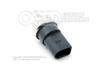 Snímač teploty chladiva 05C919501 (1)