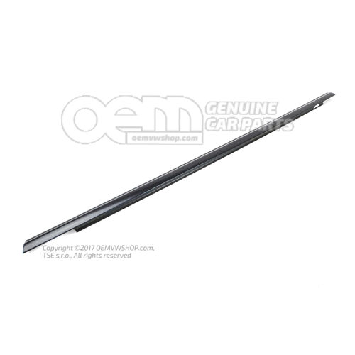 Utesnenie okennej šachty s ozdobnou lištou čierna-lesklá 8W8853763CT94