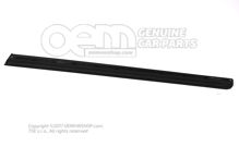 Kryt na dvere sivý (1)