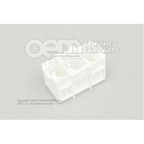 Držiak pre nástrčné puzdro