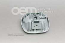 Interiér a svetlá perleťovo šedá (2)