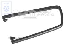 Čalúnenie lakťovej opierky saténové čierne