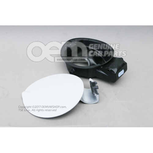 Klapka palivovej nádrže je naplnená