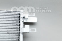 Kondenzátor klimatizácie s nádržkou na kvapalinu (1)