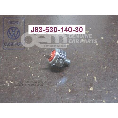 Spínač tlaku oleja