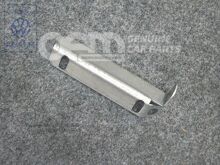 Pridržiavací uholník pre akum.