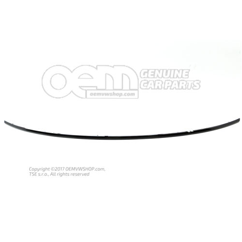 Ozdobná lišta pre zadnú kapotu čierna-lesklá 4K5853927T94