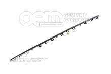 Ozdobná lišta pre nárazník black magic-perleťový efekt 3V0853551EF9R (1)