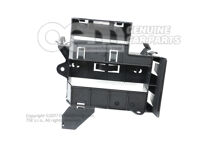 Držiak na riadiacu jednotku pomoci pri parkovaní a/alebo rozpoznanie prívesu