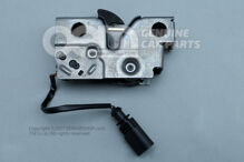 Dolný diel zámku kapoty 57B823509