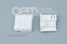 Puzdro s plochými kontaktmi s blokovaním kontaktu