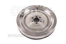 Zotrvačník 04B105269C (1)