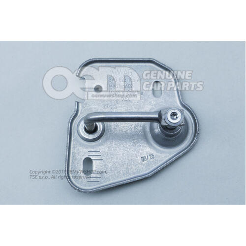 Horný diel zámku kapoty