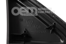 Orezajte saténovo čiernou farbou (2)