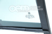 Sklo dverí pevné s tesnením a vedením okna (1)