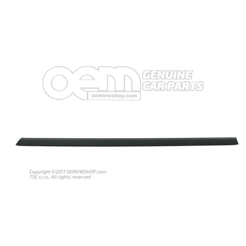 Kryt dverí lakovaný