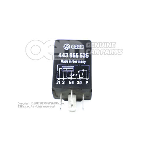 Relé pre ostrekovacie zariadenie svetlometov