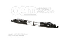 Držiak pre detskú autosedačku (1)