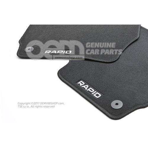 1 súprava rohoží (textil)