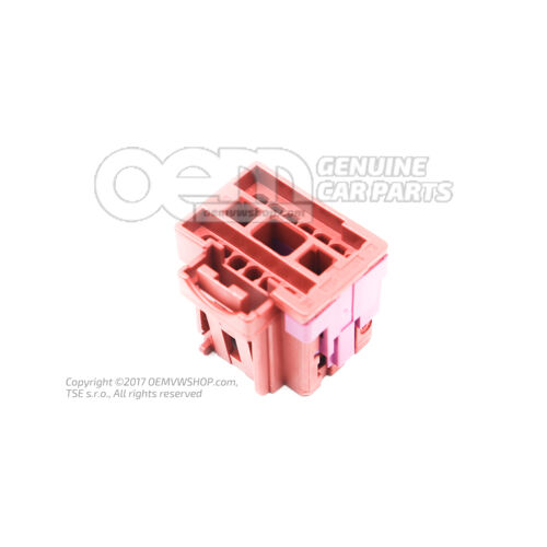 Puzdro s plochými kontaktmi s blokovaním kontaktu