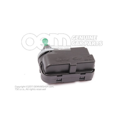 Servomotor sklonu svetlometov