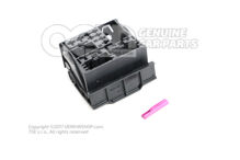 Puzdro s plochými kontaktmi s blok. dodat. kontaktov a s dodatočnými upevneniami nástrčných puzdier (1)