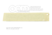 Nápis čisto biely / leštený chróm / ultramarínová modrá / čierna Volkswagen Passat GTE 4 motion (1)