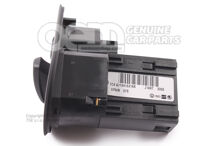 Viacnásobný spínač pre obrysové, stretávacie a hmlové svetlo viacn. spínač pre obrysové, stret. svetlo a hmlové svetl. karbónová čierna (2)