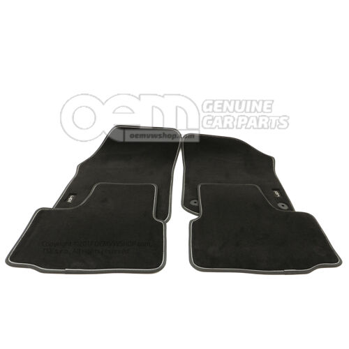 1 sada kobercov (textil) čierna