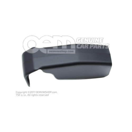 Orezajte saténovo čiernou farbou