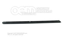 Kryt na dvere sivý (1)