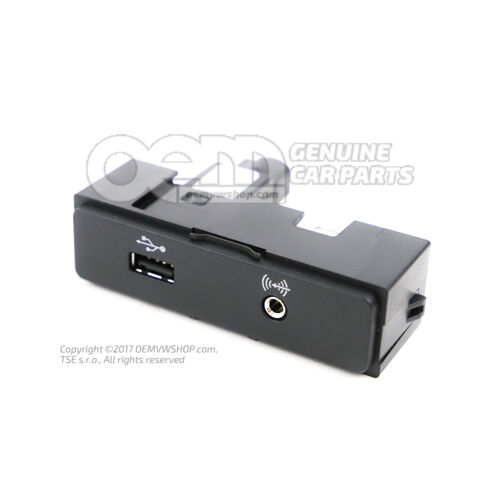 Prípojka pre USB a AUX-IN 575035222A
