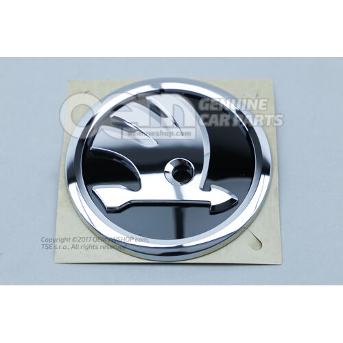 Znak SKODA čierna / chróm