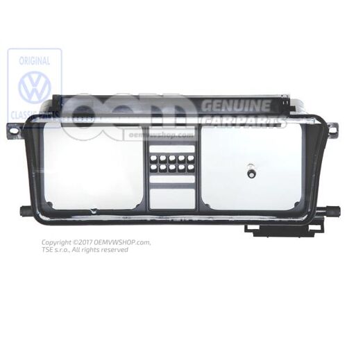 Teleso s prístrojmi pre hodiny a denné počítadlo kilometrov