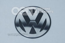 VW emblém