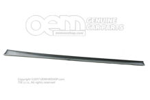 Obloženie bočného člena základným náterom (3)