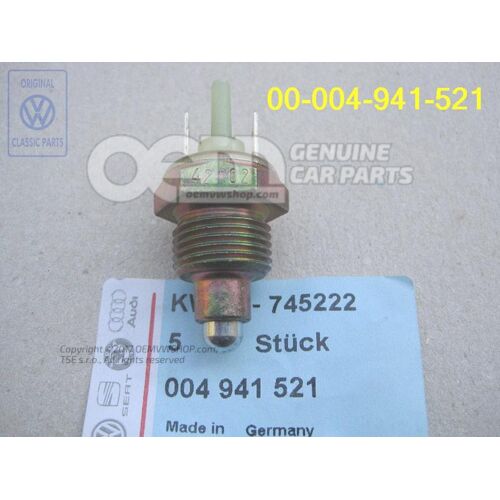 Spínač pre cúvacie svetlo