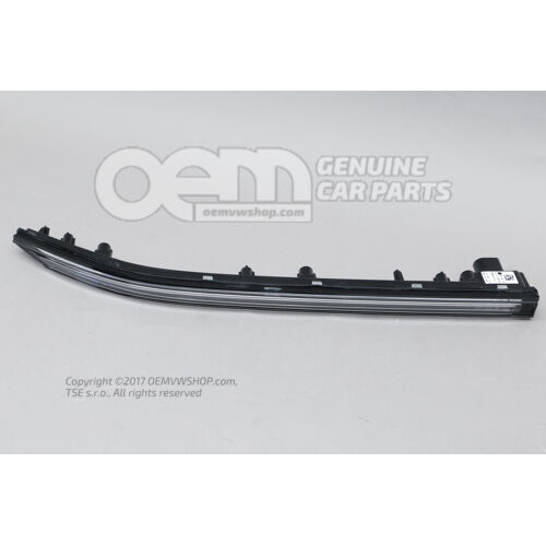 Svetelná lišta 2G7941653